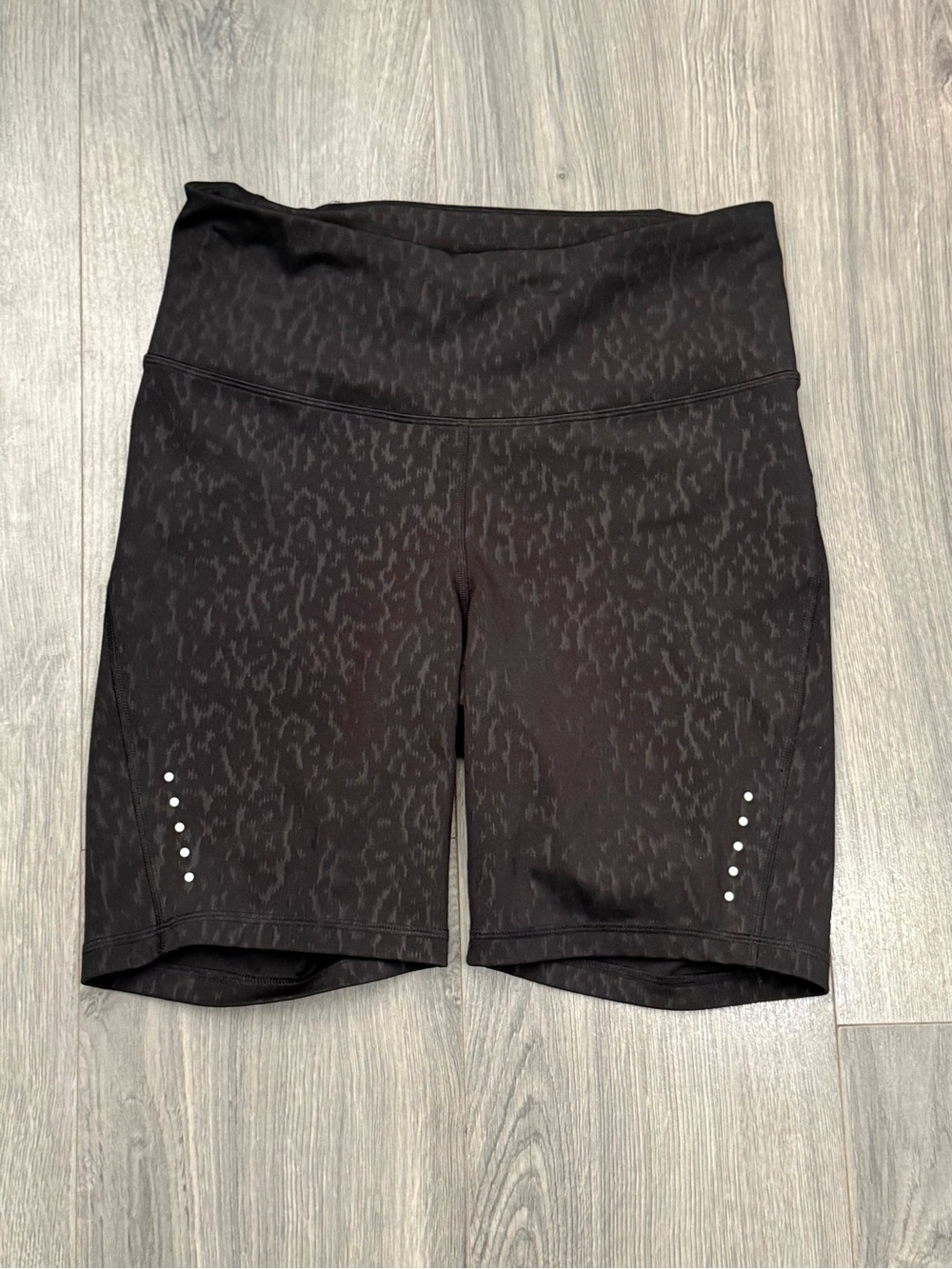 Old Navy Black Tonal Pattern High-Rise Bike Shorts